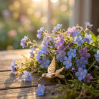 قلادة على شكل طائر الطنان أثناء الطيران، مطلية بالذهب عيار 925 من الفضة الإسترليني