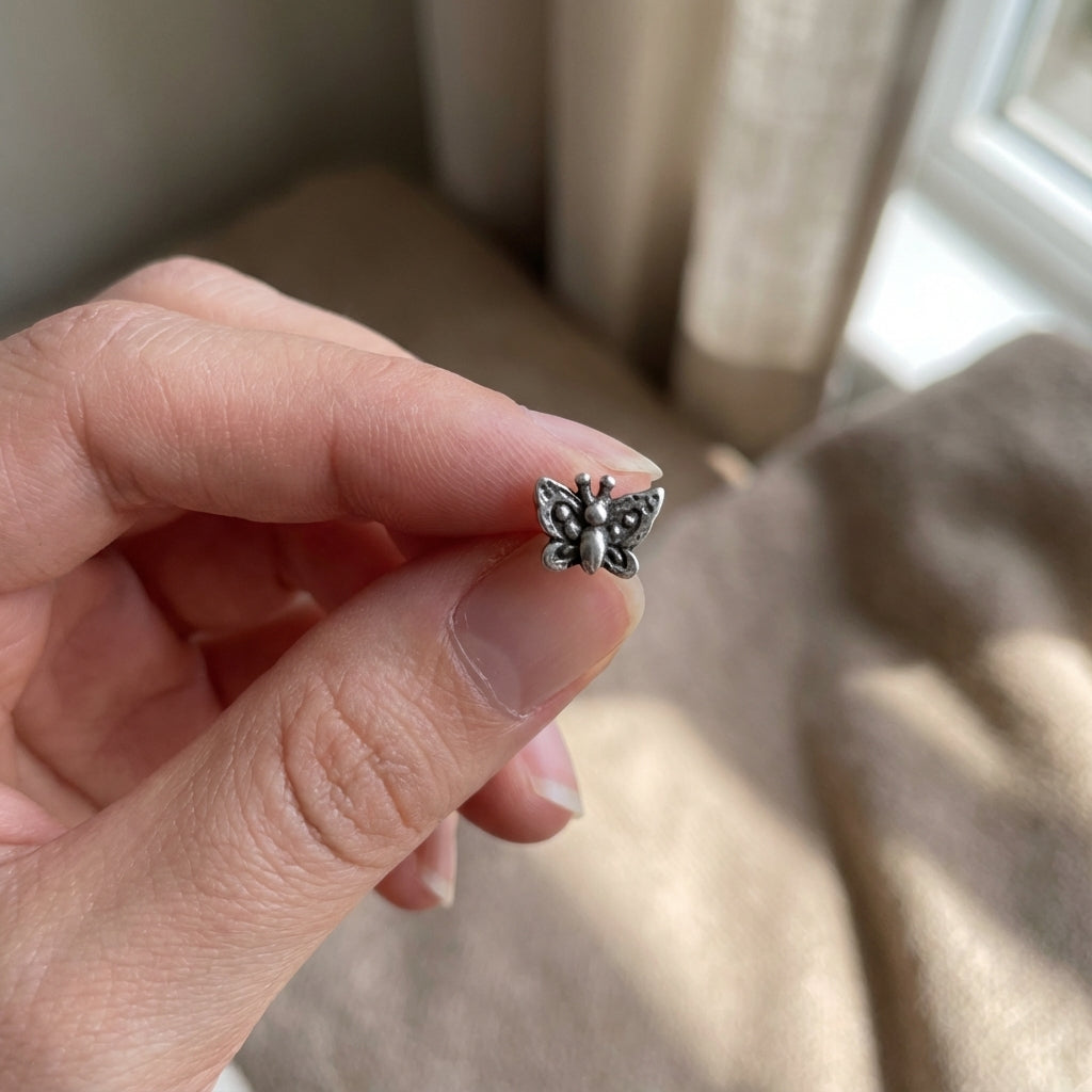 Mariposa Butterfly Nose Stud in Oxidized Silver