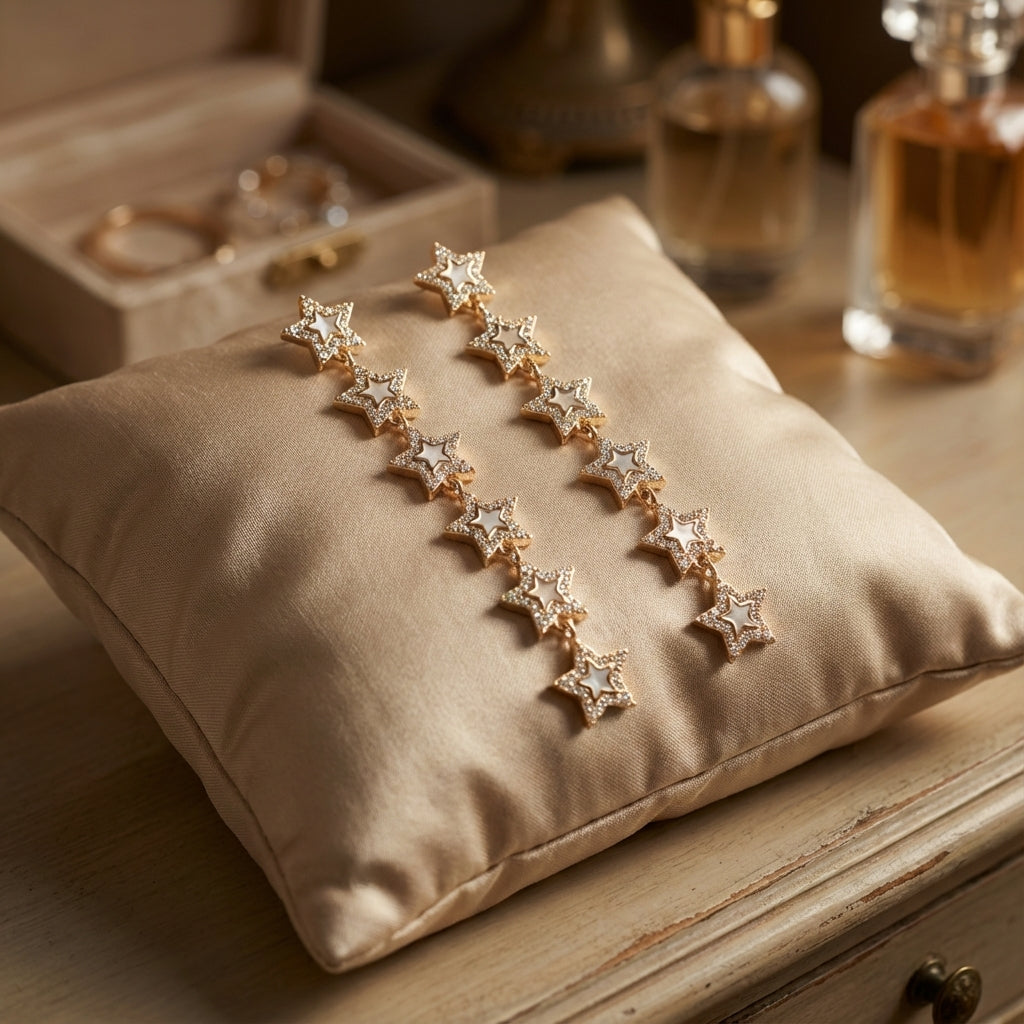 أقراط سيليستيا كاسكيد ستار المتدلية من الفضة الإسترليني عيار 925