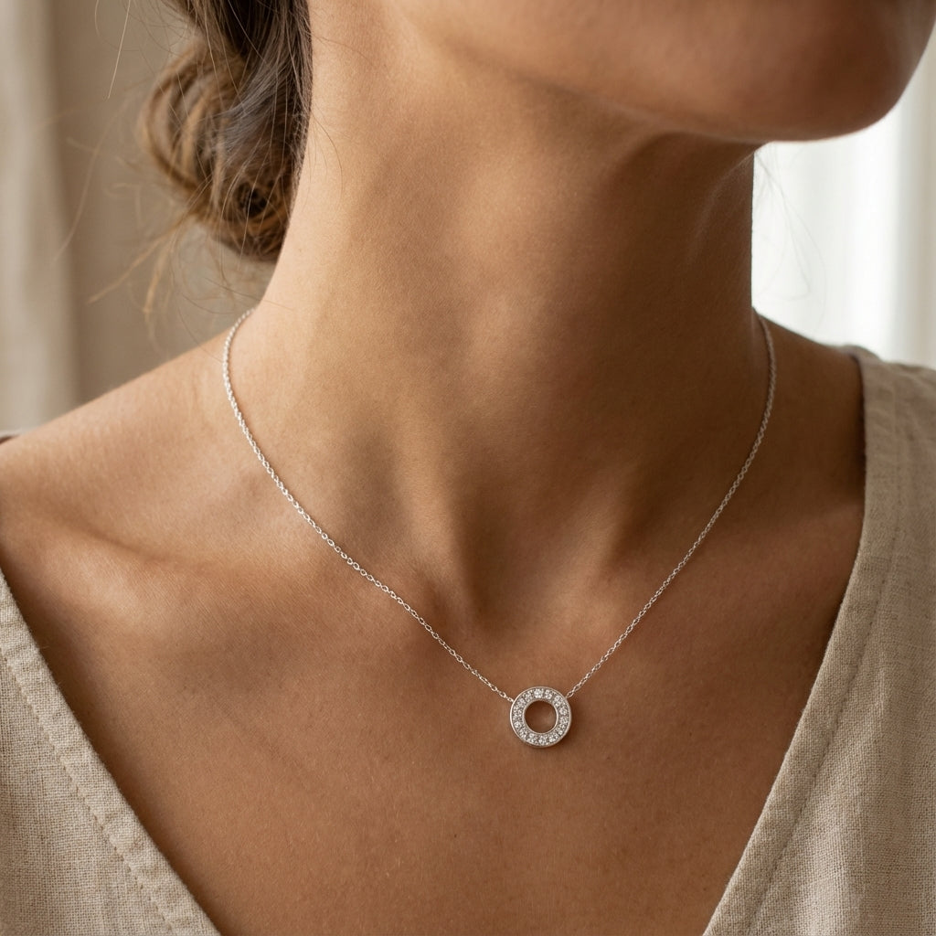 قلادة لومين سيركل مع خاتم فضي مصقول وحجر الراين