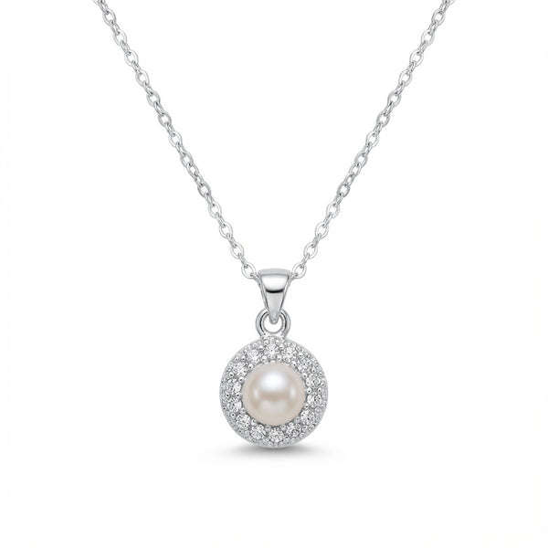Halo Pearl chain necklace in Dubai suitable for daily wear.