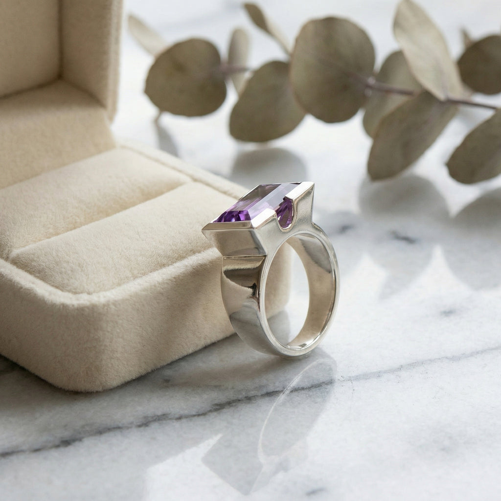 خاتم كوكتيل من الجمشت الطبيعي (8.15 قيراط) - فضة إسترليني عيار 925، هدية حجر بخت شهر فبراير