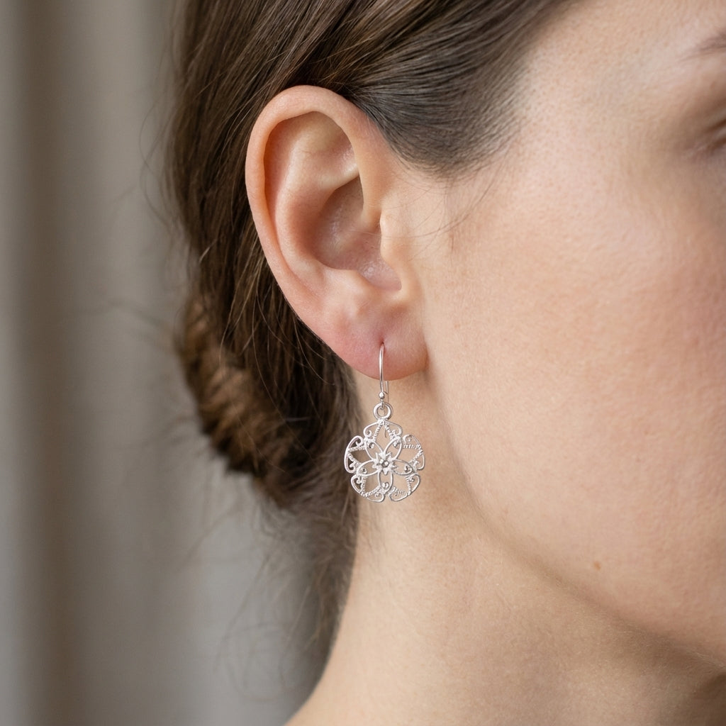 Minimal Floral Openwork Earrings for Women Classy Lightweight Jewelry