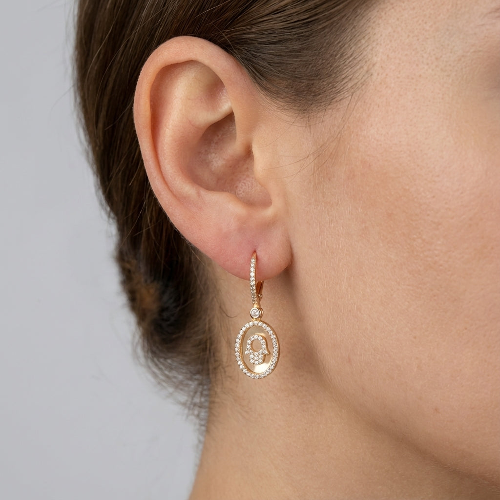 أقراط بيضاوية متدلية على شكل يد همسة من الفضة الإسترليني مرصعة بالزركونيا