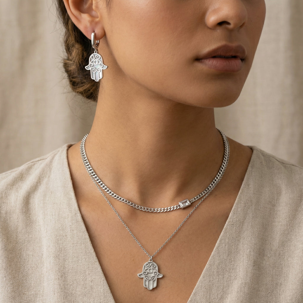 طقم قلادة وأقراط من الفضة الإسترلينية بتصميم خمسة وخميسة متعددة الطبقات - لؤلؤ طبيعي وسلسلة مزدوجة