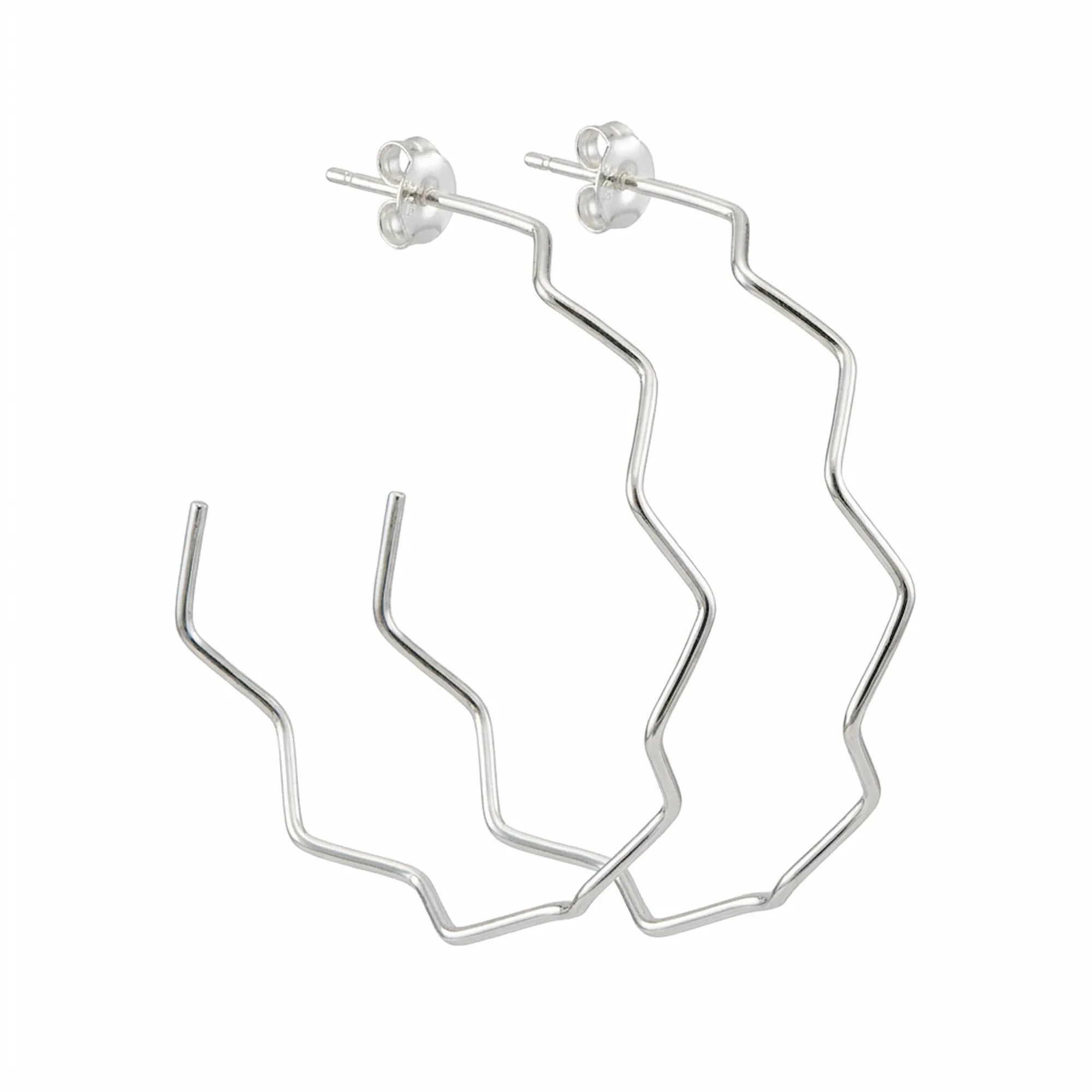 Pair of 925 sterling silver zigzag geometric hoop earrings, 50 mm, high-polish angular wire. Luna Dura.